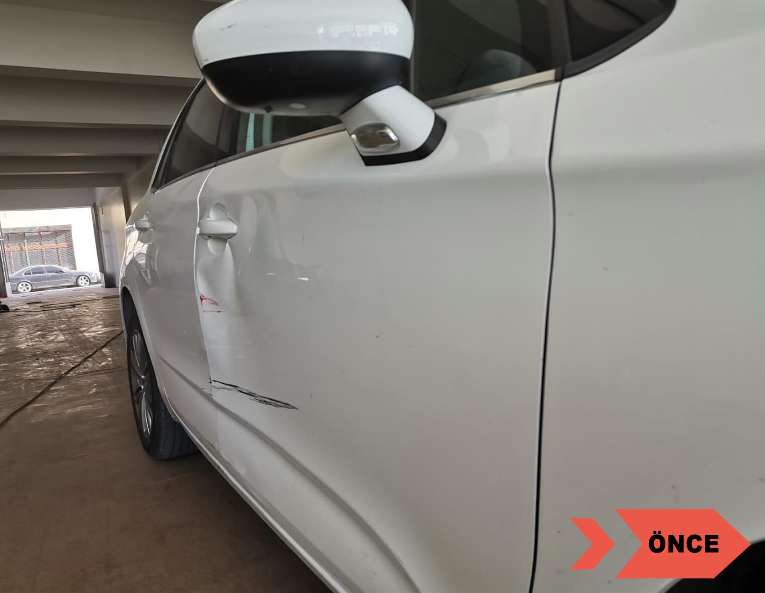Hyundai İ20 Sağ Ön Kapı Boyasız Onarım