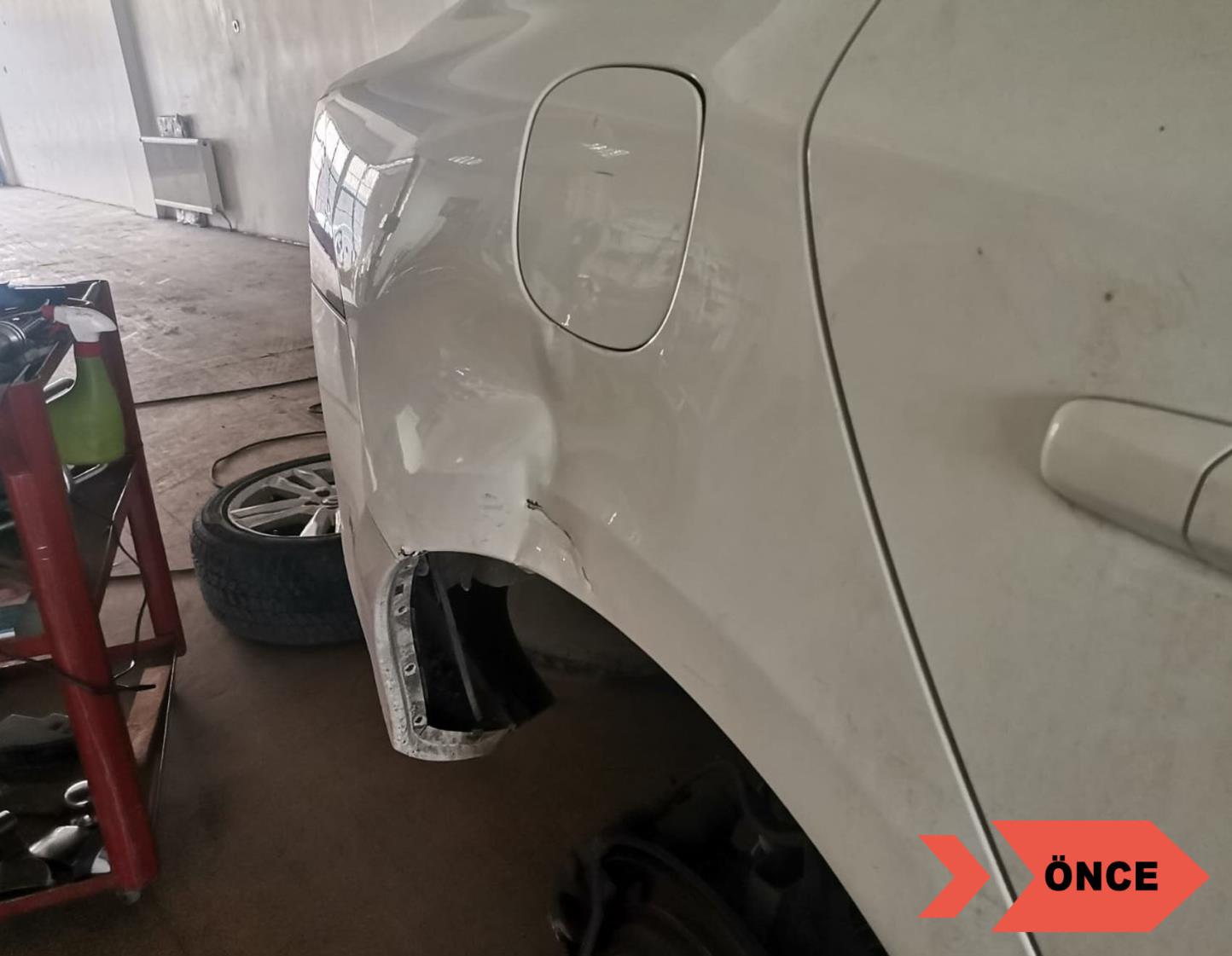 Volvo S60 Sağ Arka Çamurluk