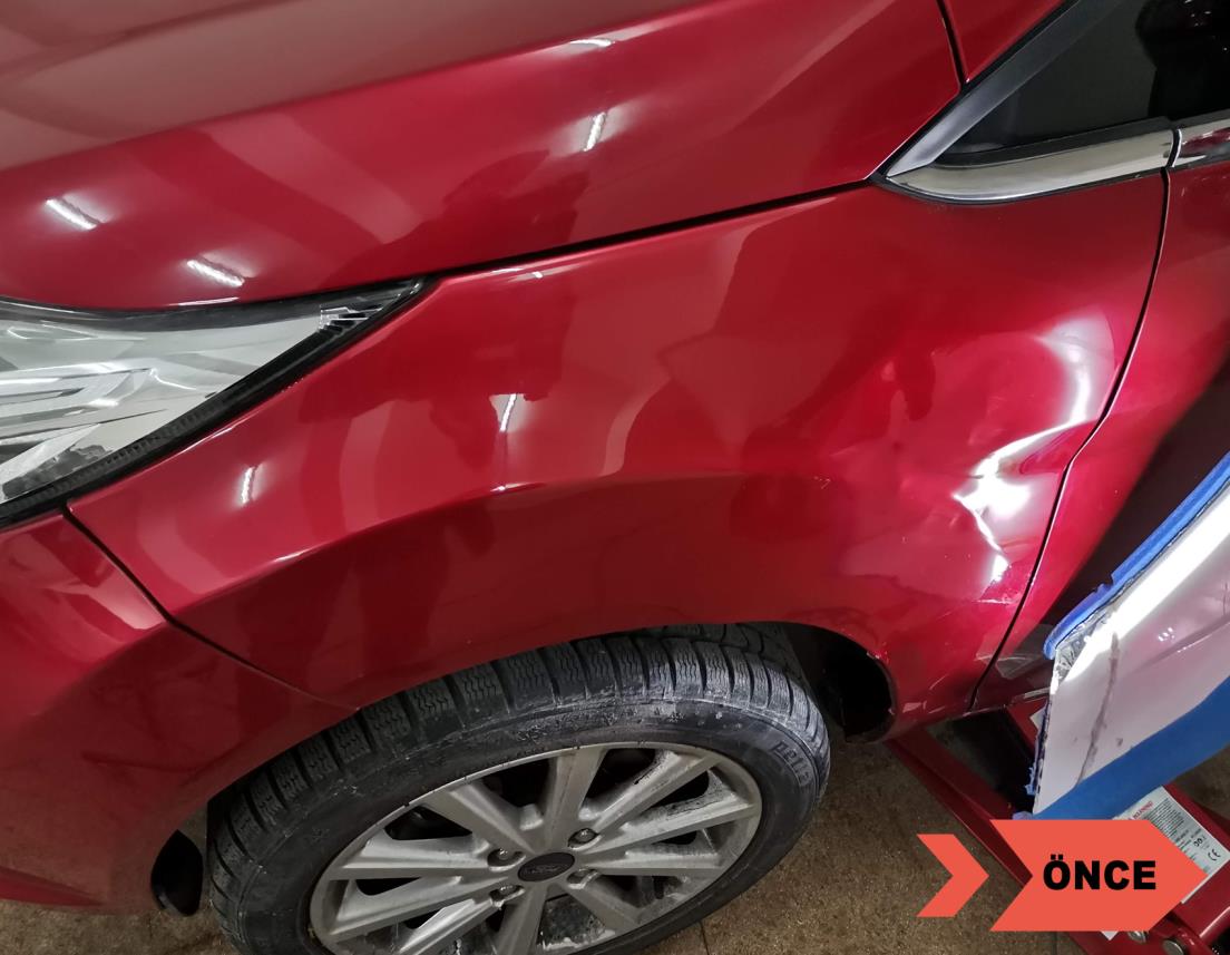 Ford Fiesta Sol Ön Çamurluk Boyasız Onarım